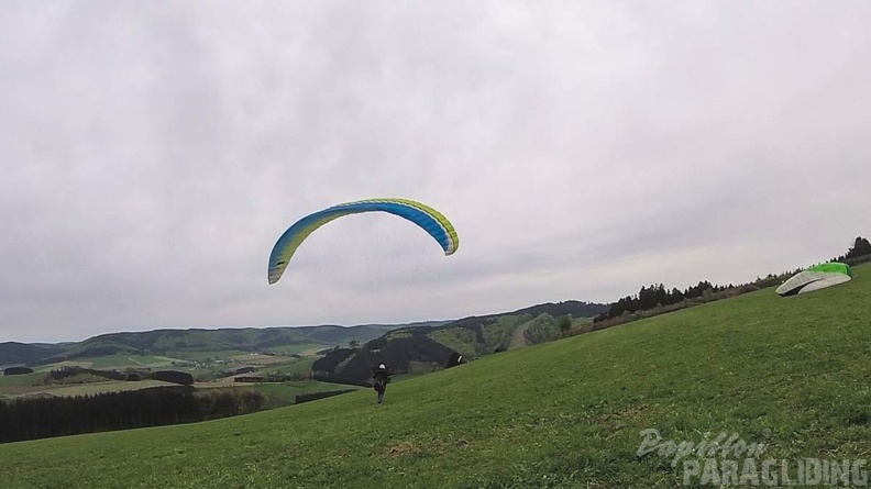 EK18.18 Paragliding-Sauerland-114