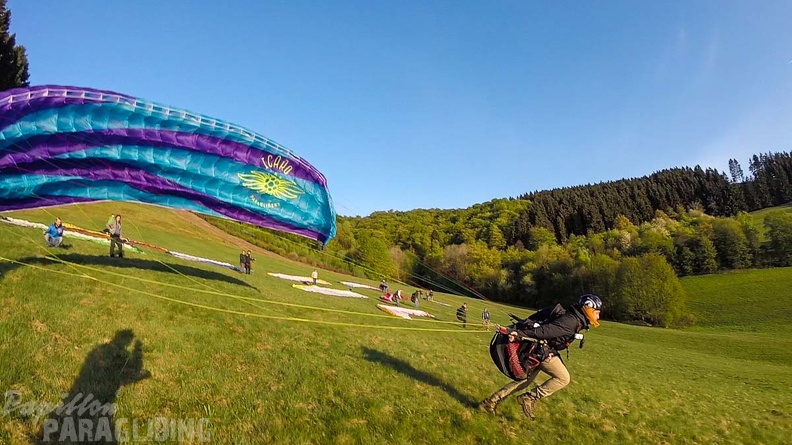 EK18.18_Paragliding-Sauerland-124.jpg