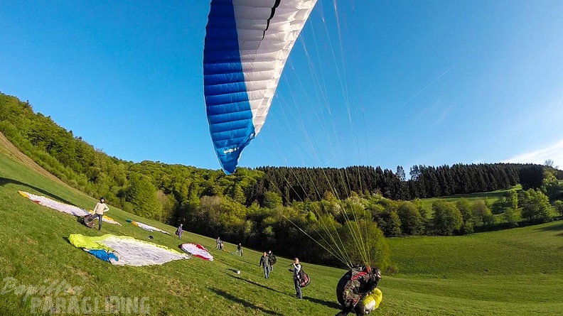 EK18.18_Paragliding-Sauerland-128.jpg