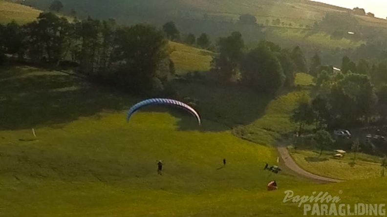 EK ES 22.18-Paragliding-114