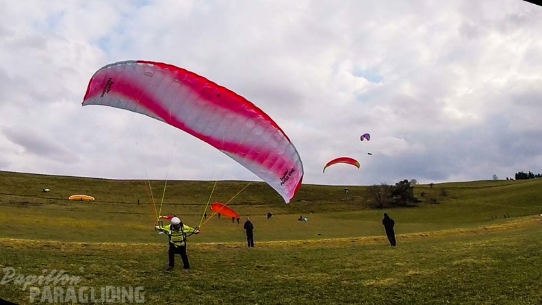 ES14.18_Sauerland-Paragliding-132.jpg
