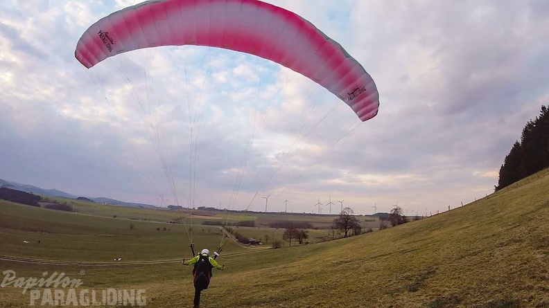 ES14.18 Sauerland-Paragliding-136