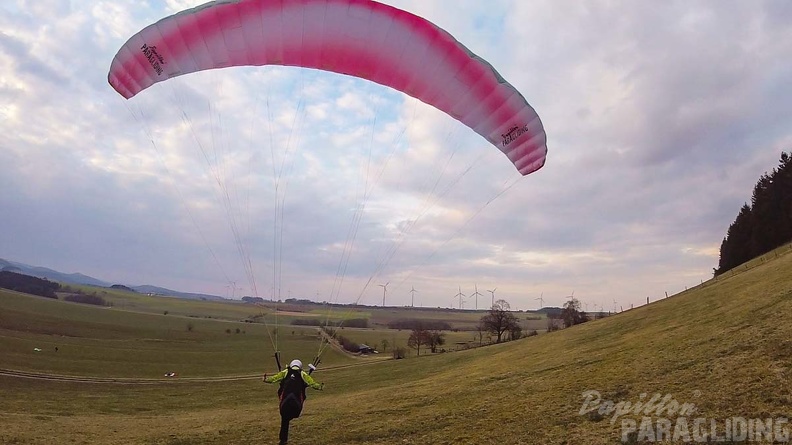 ES14.18 Sauerland-Paragliding-136