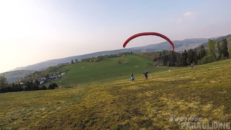 ES17.18 Paragliding-131