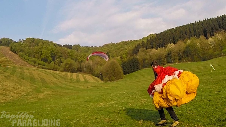 ES17.18 Paragliding-151