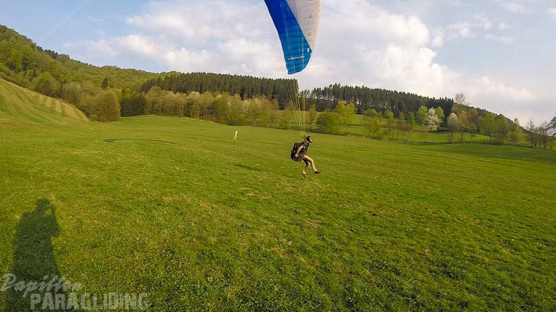 ES17.18 Paragliding-152