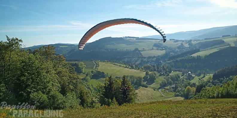 EK21.20-Papillon-Paragliding-140.jpg