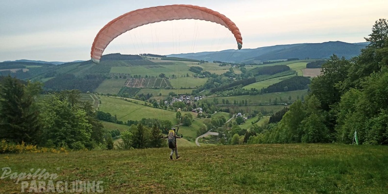 EK21.20-Papillon-Paragliding-194.jpg