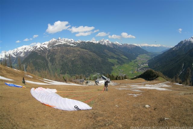 2008_Stubai_RR_Paragleiter_005.jpg