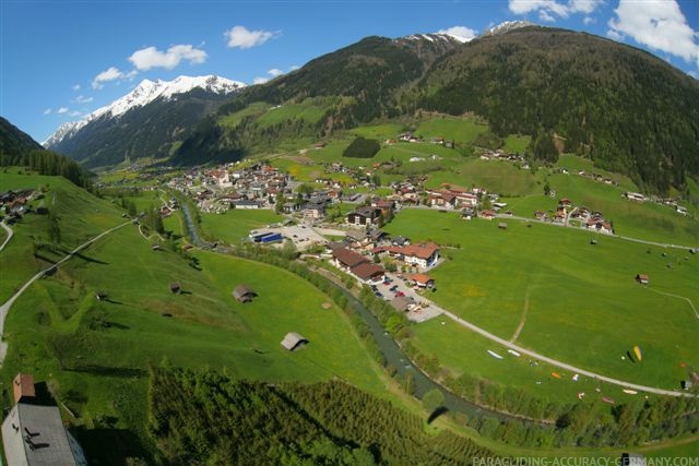 2008_Stubai_RR_Paragleiter_038.jpg