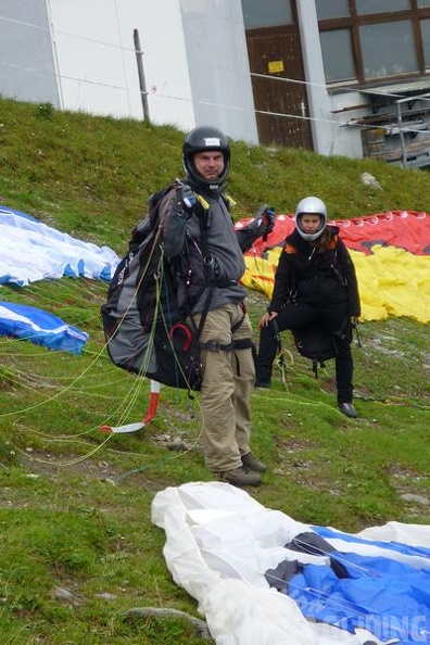 2010_AK32.10_Paragleiter_001.jpg