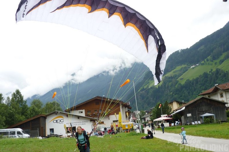 2010 AK32.10 Paragleiter 119