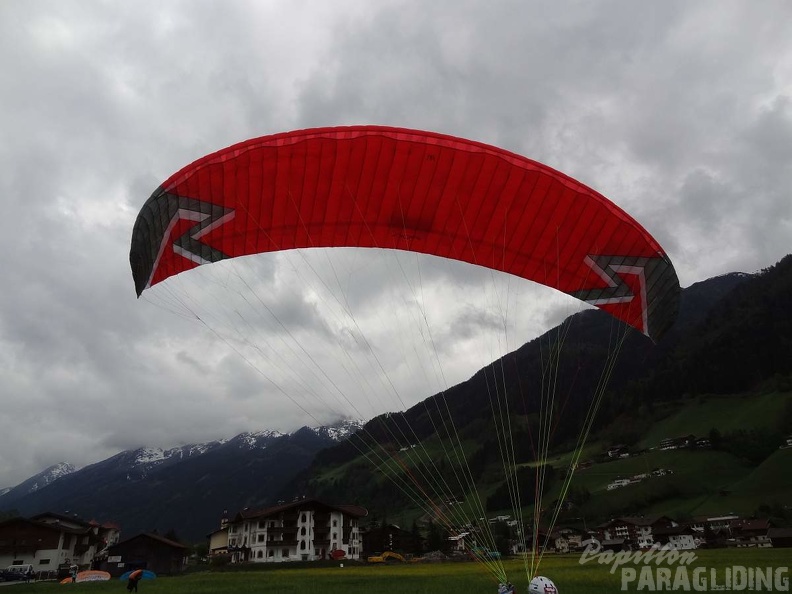 2012_AH.AT2012_Paragleiterkurs_024.jpg