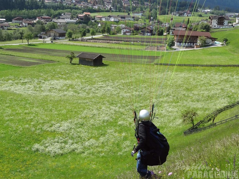 2012 AK18.12 Paragleiterkurs 011