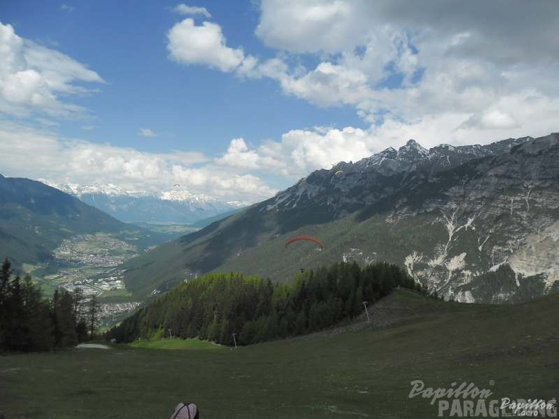 2013_Stubai_05_06_Paragliding_074.jpg