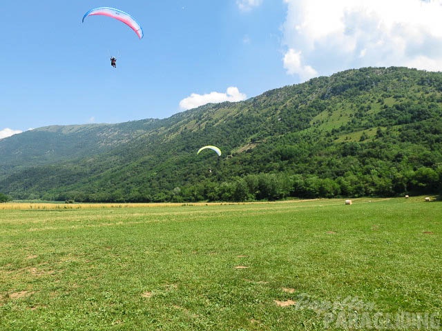 AT27 15 Paragliding-1009