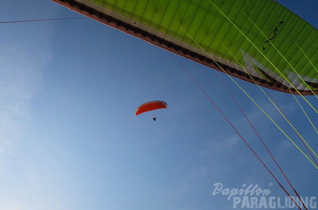 AT27 15 Paragliding-1053