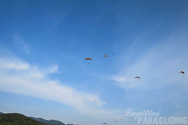 AT27 15 Paragliding-1058