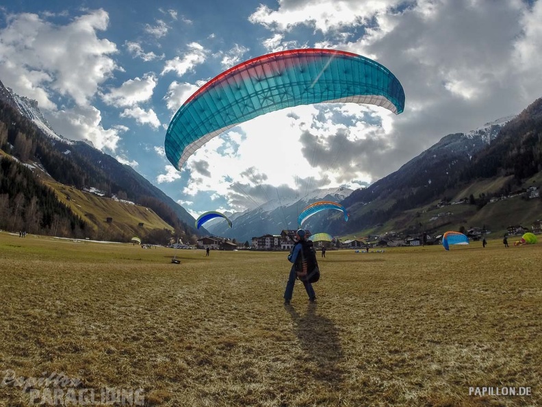 AS13.19 Paragliding-104