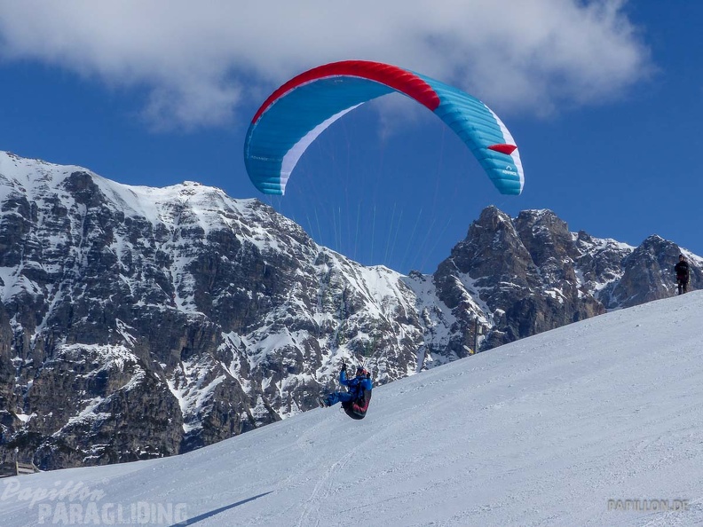 AS13.19 Paragliding-112