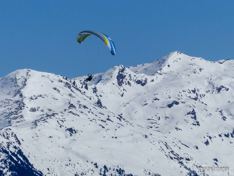 AS13.19_Paragliding-129.jpg