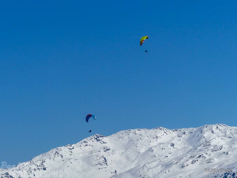 AS13.19 Paragliding-137