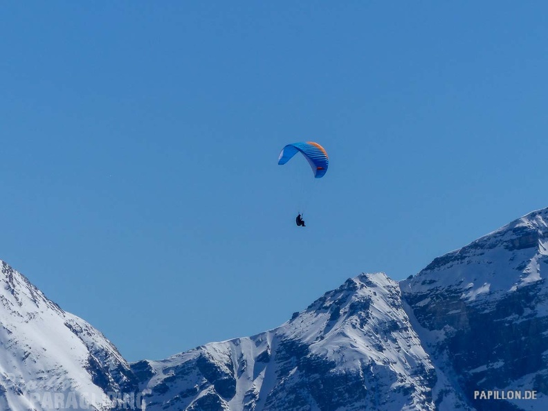 AS13.19 Paragliding-139