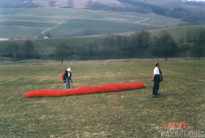 2003 K07.03 Paragliding Wasserkuppe 004