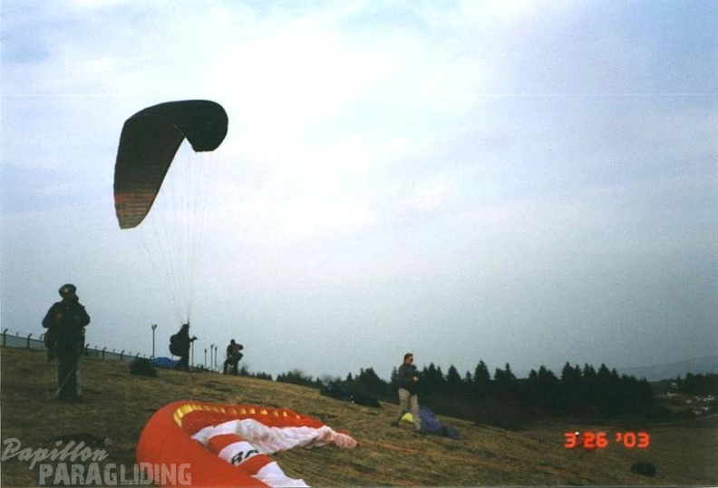 2003 K07.03 Paragliding Wasserkuppe 012