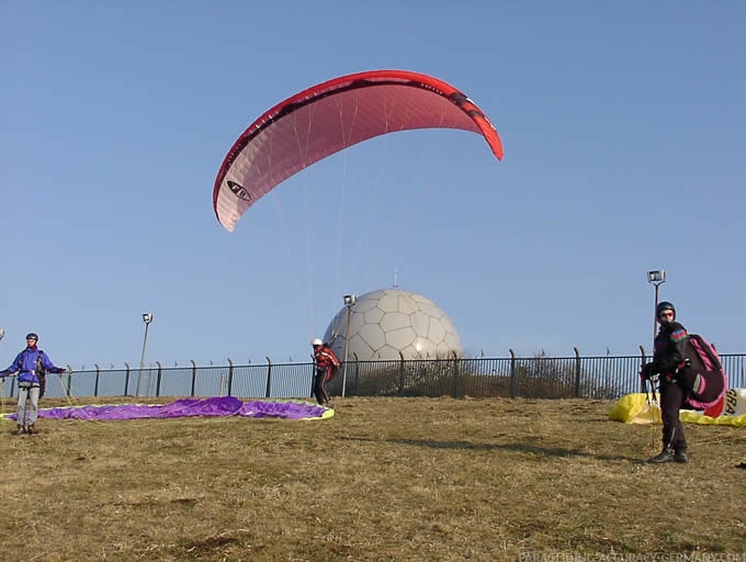 2003_K09.03_Paragliding_Wasserkuppe_018.jpg