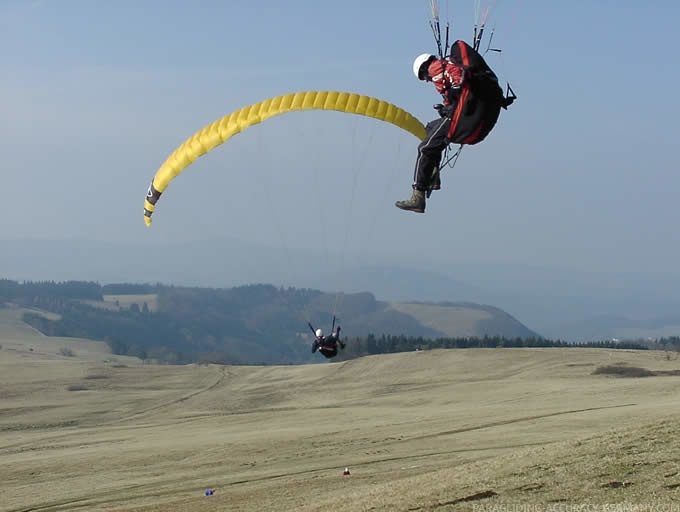 2003 K09.03 Paragliding Wasserkuppe 029