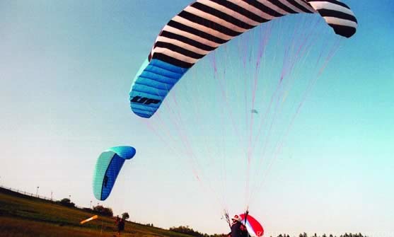 2003 K17.03 Paragliding Wasserkuppe 017