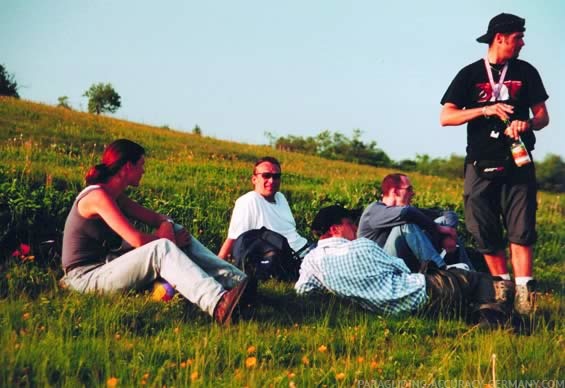 2003_K17.03_Paragliding_Wasserkuppe_019.jpg