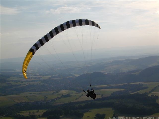 2003 K19.03 Paragliding Wasserkuppe 012