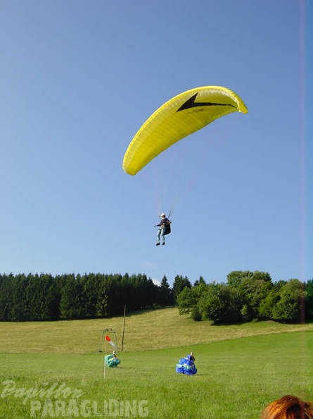 2003 K23.03 Paragliding Wasserkuppe 025