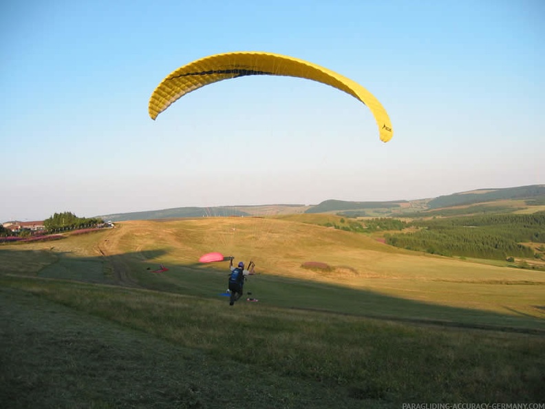 2003_K24.03_Paragliding_Wasserkuppe_015.jpg