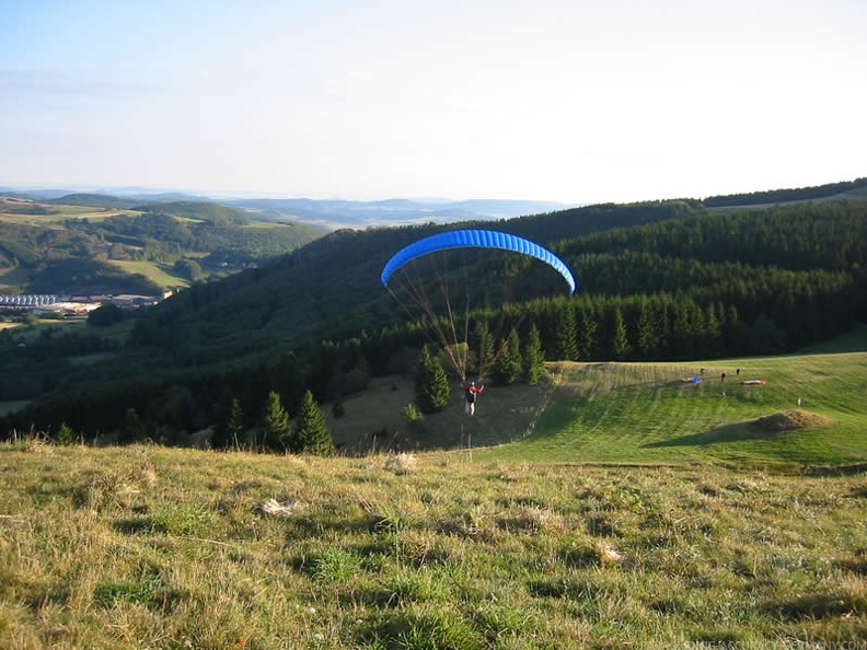 2003 K30.03 Paragliding Wasserkuppe 010