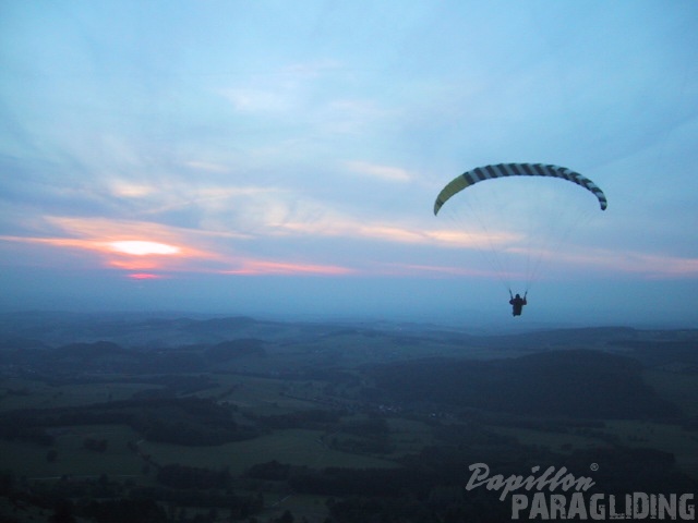 2003 K32.03 Paragliding Wasserkuppe 006