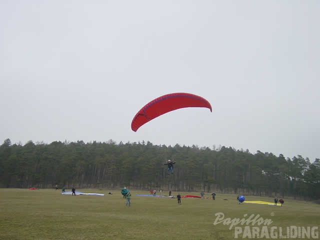 2004 K05.04 Wasserkuppe Gleitschirm 001