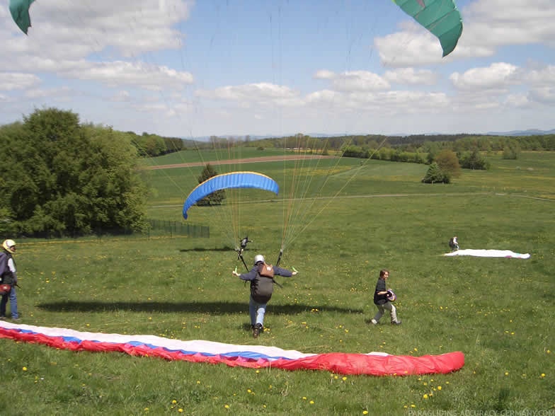 2004 K14.04 Wasserkuppe Gleitschirm 086