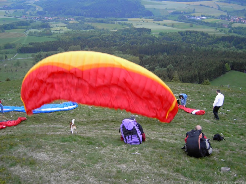 2004_K15.04_Wasserkuppe_Gleitschirm_018.jpg