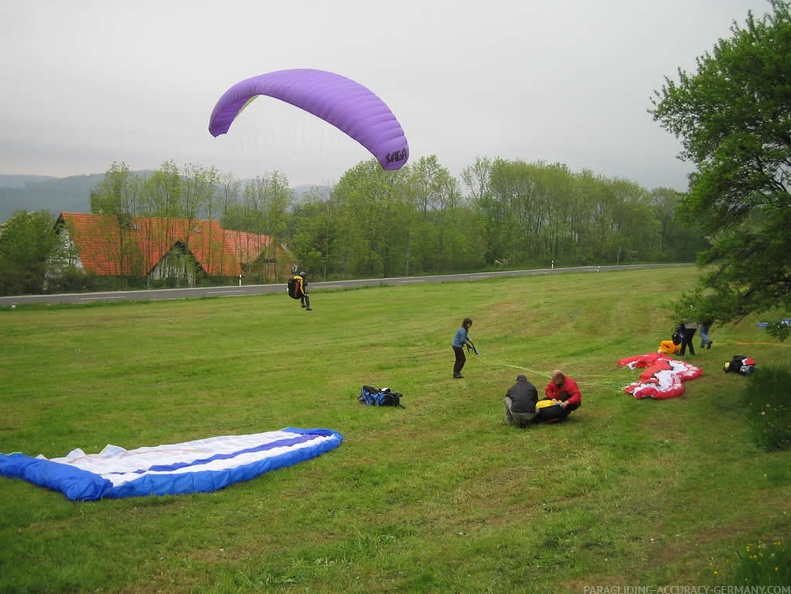 2004 K15.04 Wasserkuppe Gleitschirm 050