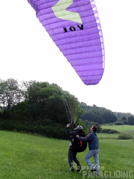 2004_K15.04_Wasserkuppe_Gleitschirm_073.jpg