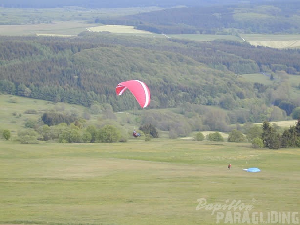 2004_K16.04_Wasserkuppe_Gleitschirm_017.jpg