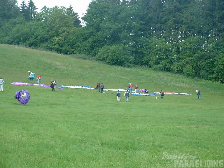 2004 K17.04 Wasserkuppe Gleitschirm 025