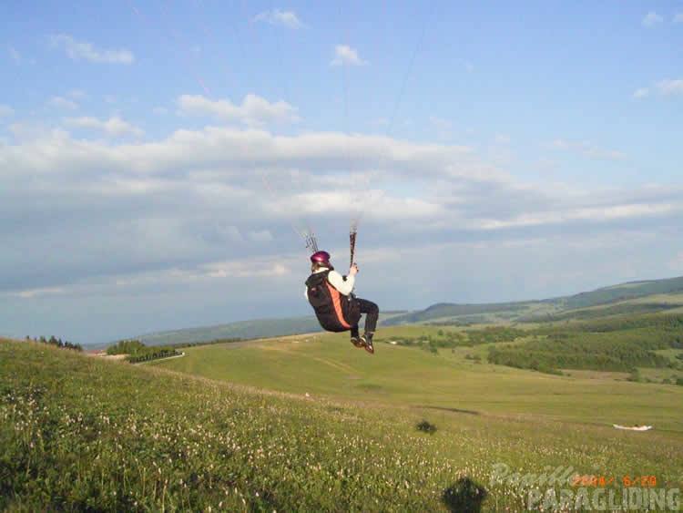 2004 K19.04 Wasserkuppe Gleitschirm 057