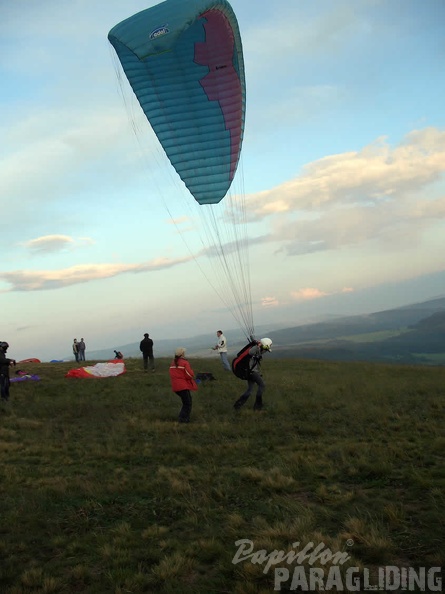 2004 K22.04 Wasserkuppe Gleitschirm 010