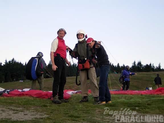 2004 K24.04 Wasserkuppe Gleitschirm 031