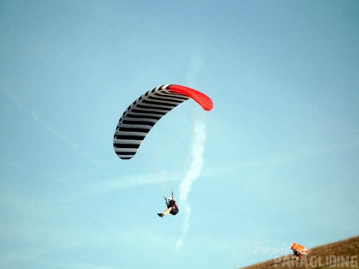 2004 K24.04 Wasserkuppe Gleitschirm 075