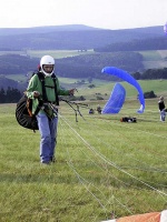 2004 K25.04 Wasserkuppe Gleitschirm 048